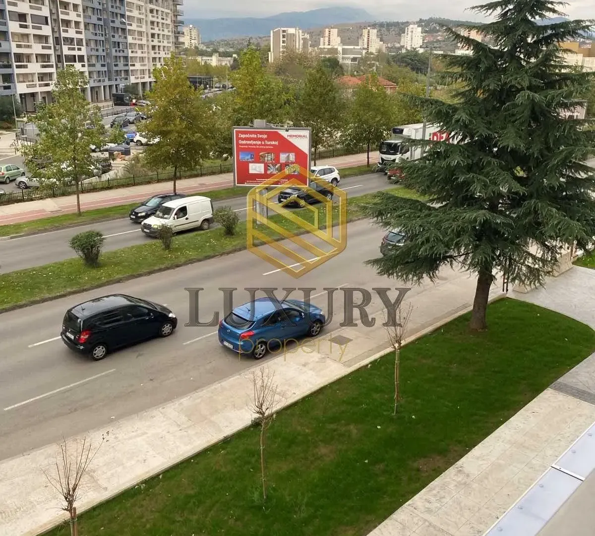 Rent, office space, 40m², Central Point, Podgorica