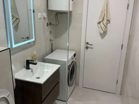 Izdavanje, stan, 40m², Bečići, Budva - image 11