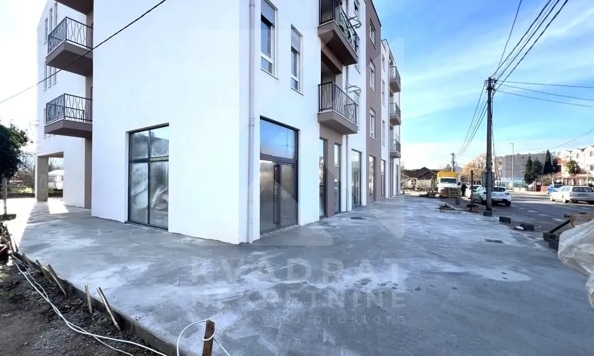 Prodaja, poslovni prostor, 44m², Zagorič, Podgorica