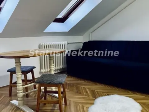 Stan in Bulevar Oslobodjenja