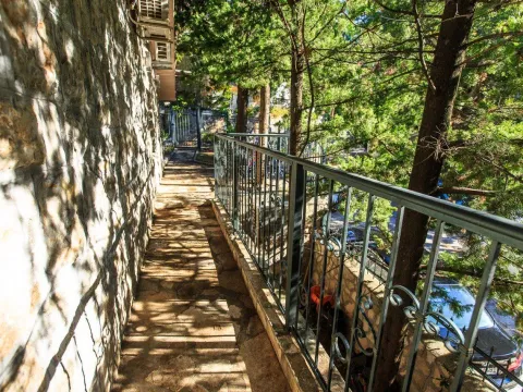 Sale, house, 120m², Perazića do, Budva - image 13