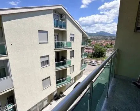 Prodaja, dvosoban stan, 90m², Gorica C, Podgorica - image 10