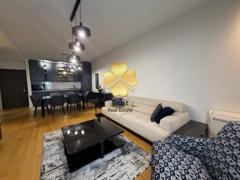 Spacious living room connected with dining area and kitchen. - image 5