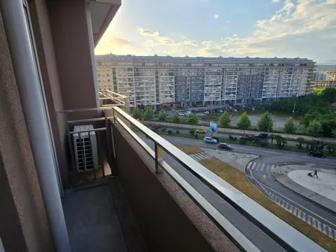 Izdavanje, jednosoban stan, 42m², Central Point, Podgorica - image 12