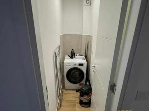 Izdavanje, četvorosoban stan, 75m², Autokomanda, Voždovac Sve Podlokacije - image 20