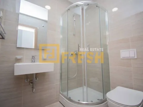 Izdavanje, trosoban stan, 90m², Master Kvart, Podgorica - image 21