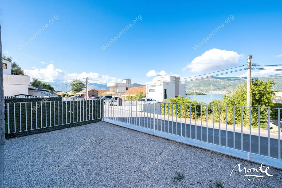 Prodaja, kuća, 100m², Đuraševići, Tivat