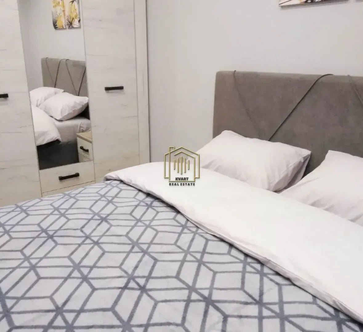 Izdavanje, jednosoban stan, 50m², Central Point, Podgorica