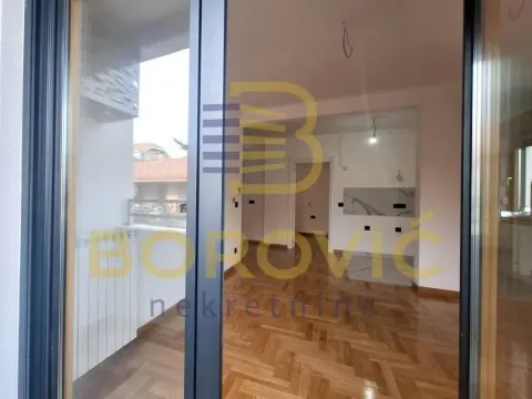 Prodaja, dvosoban stan, 68m², Kluz, Zvezdara Sve Podlokacije - image 11