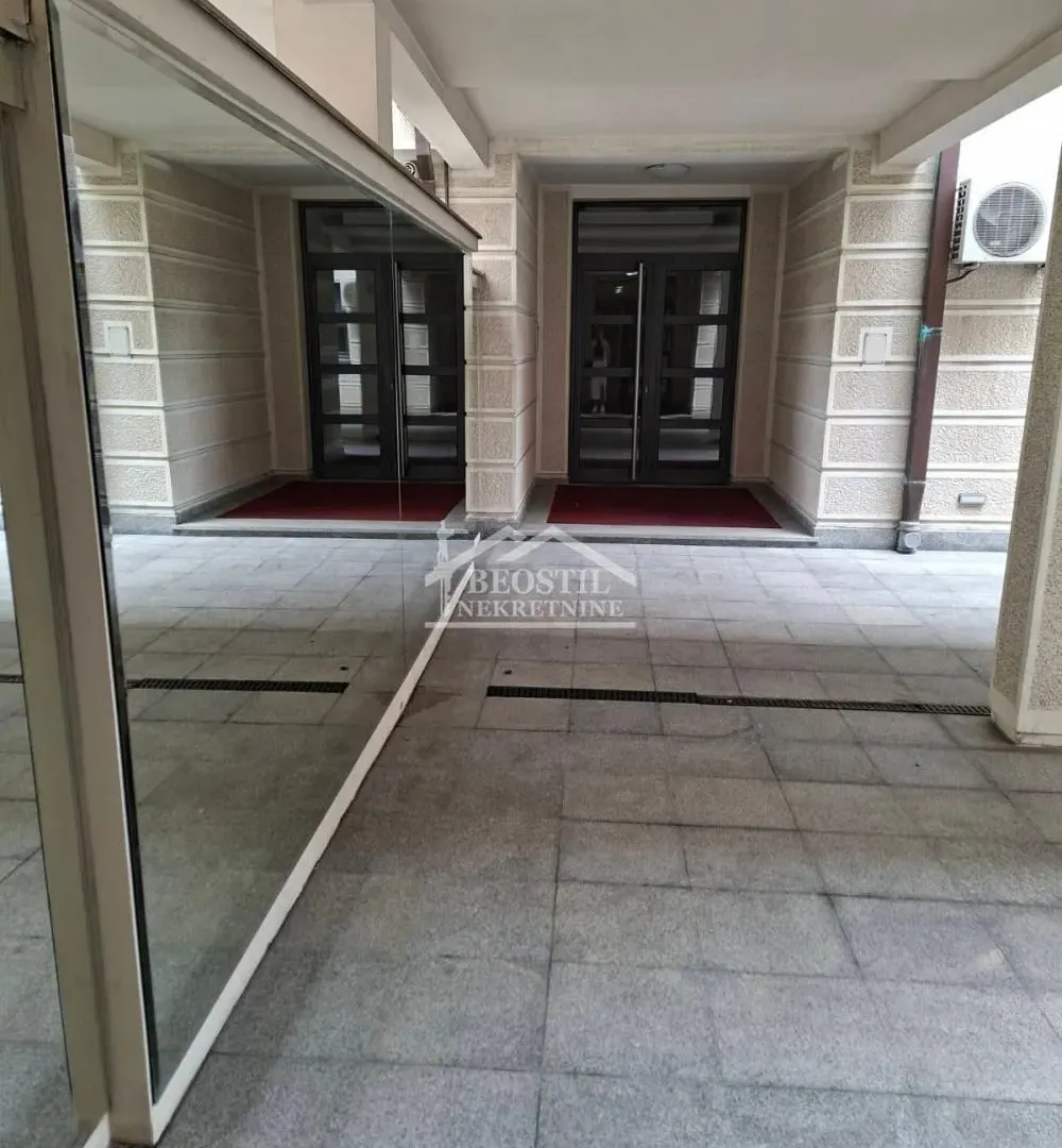 Rent, four bedroom apartment, 125m², Savski Venac, Beograd