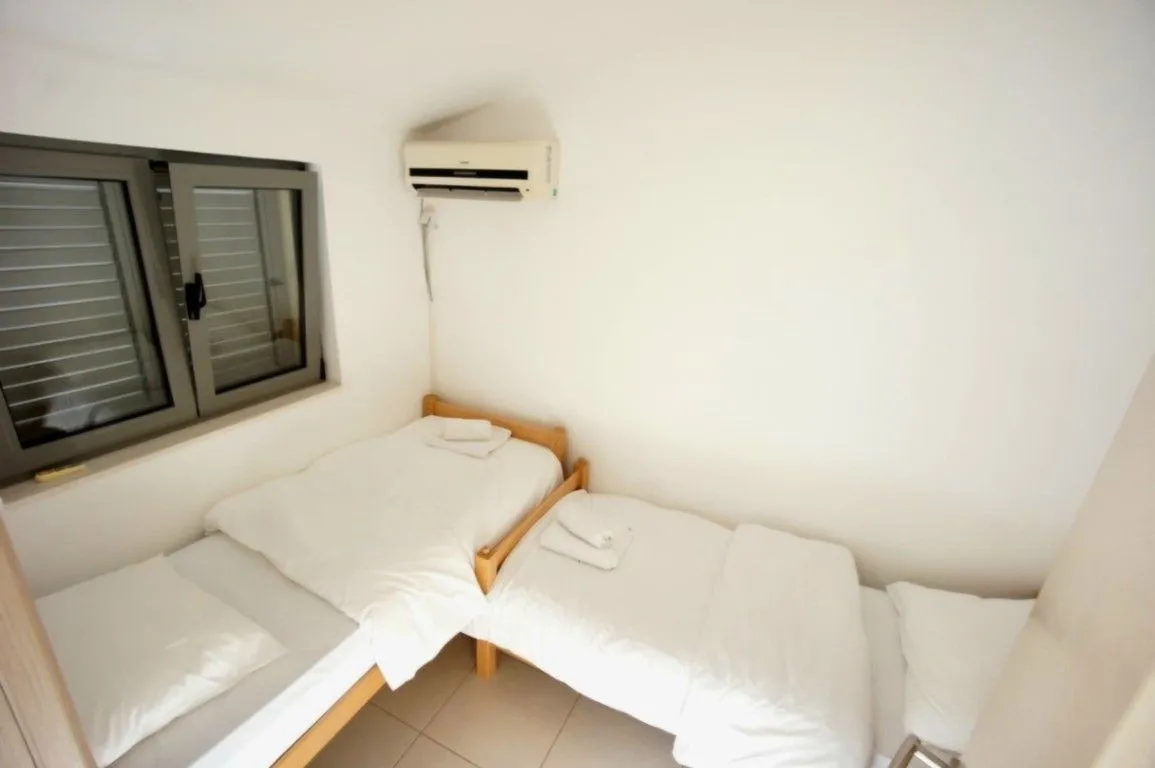 Sale, two bedroom apartment, 55m², Bečići, Budva