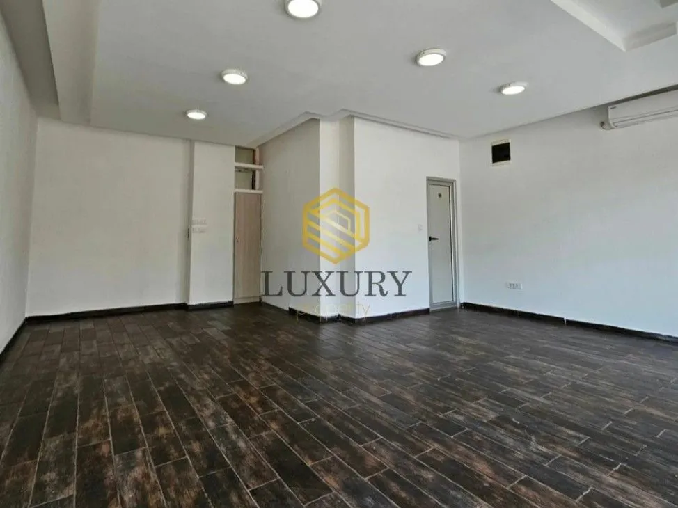Rent, office space, 70m², Pobrežje, Podgorica