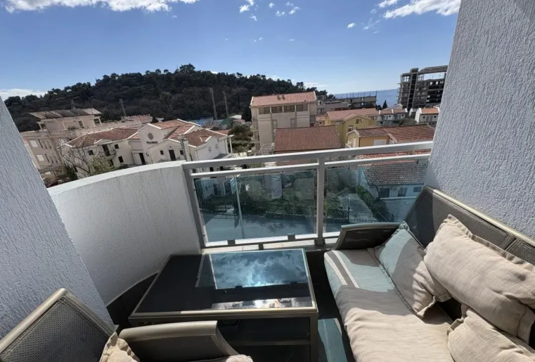 Sale, one bedroom apartment, 41m², Petrovac, Budva