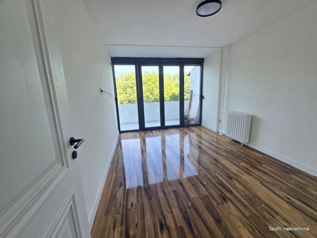 Prodaja, trosoban stan, 80m², Novi Beograd Blok 28, Novi Beograd Sve Podlokacije