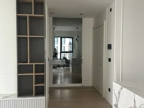 Izdavanje, trosoban stan, 70m², Savski Venac, Beograd - image 4