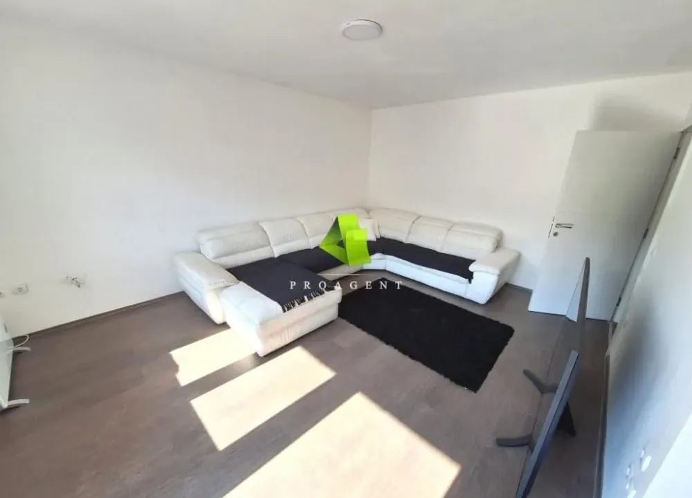 Sale, three bedroom apartment, 111m², Pantelej, Niš