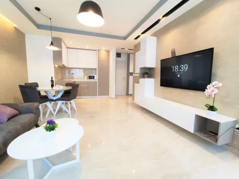 Rent, one bedroom apartment, 46m², Budva, Crna Gora - image 7