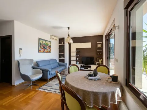 Sale, five bedroom apartment, 171m², Budva, Crna Gora - image 3