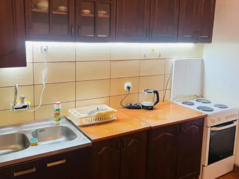 Izdavanje, kuća, 75m², Zagorič, Podgorica - image 12