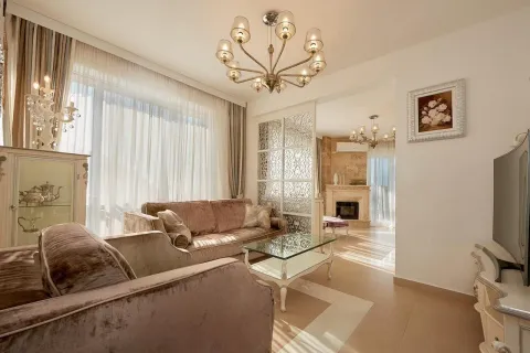 Prodaja, četvorosoban stan, 150m², Bečići, Budva - image 6