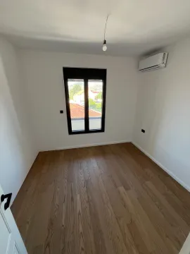 Prodaja, jednosoban stan, 47m², Donja Gorica, Podgorica - image 9
