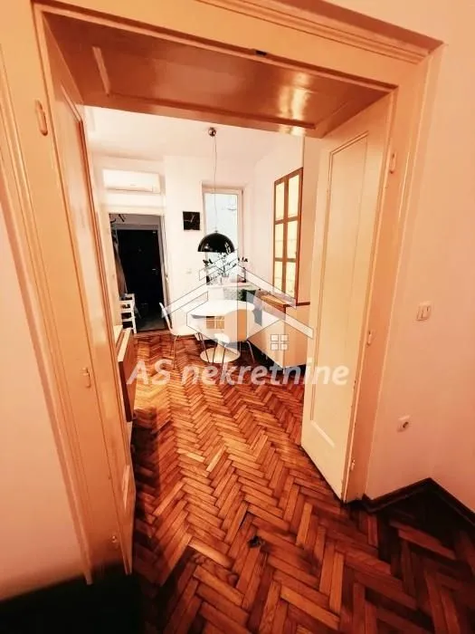 Rent, apartment, 68m², Kalenić Pijaca, Vračar Sve Podlokacije