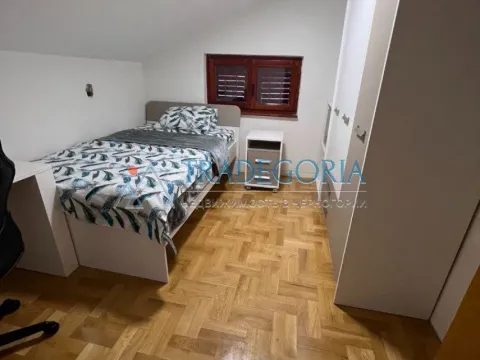 Prodaja, četvorosoban stan, 130m², Budva, Crna Gora - image 9