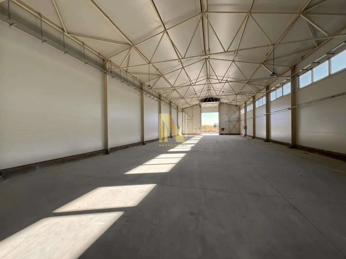 Rent, office space, 600m², Temerin, Novi Sad
