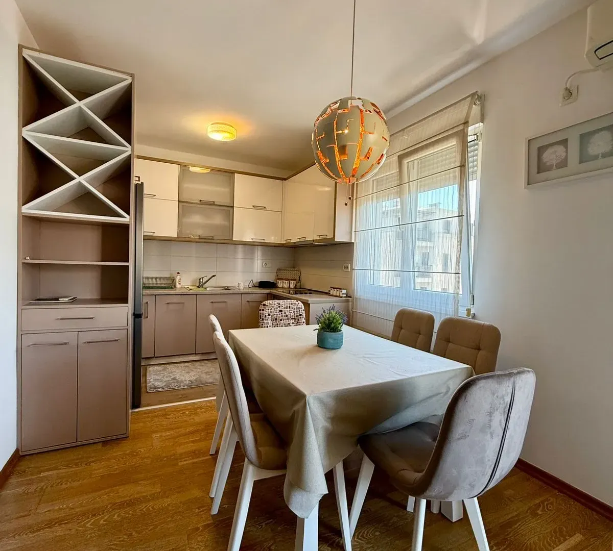 Rent, one bedroom apartment, 47m², Blok 9, Podgorica