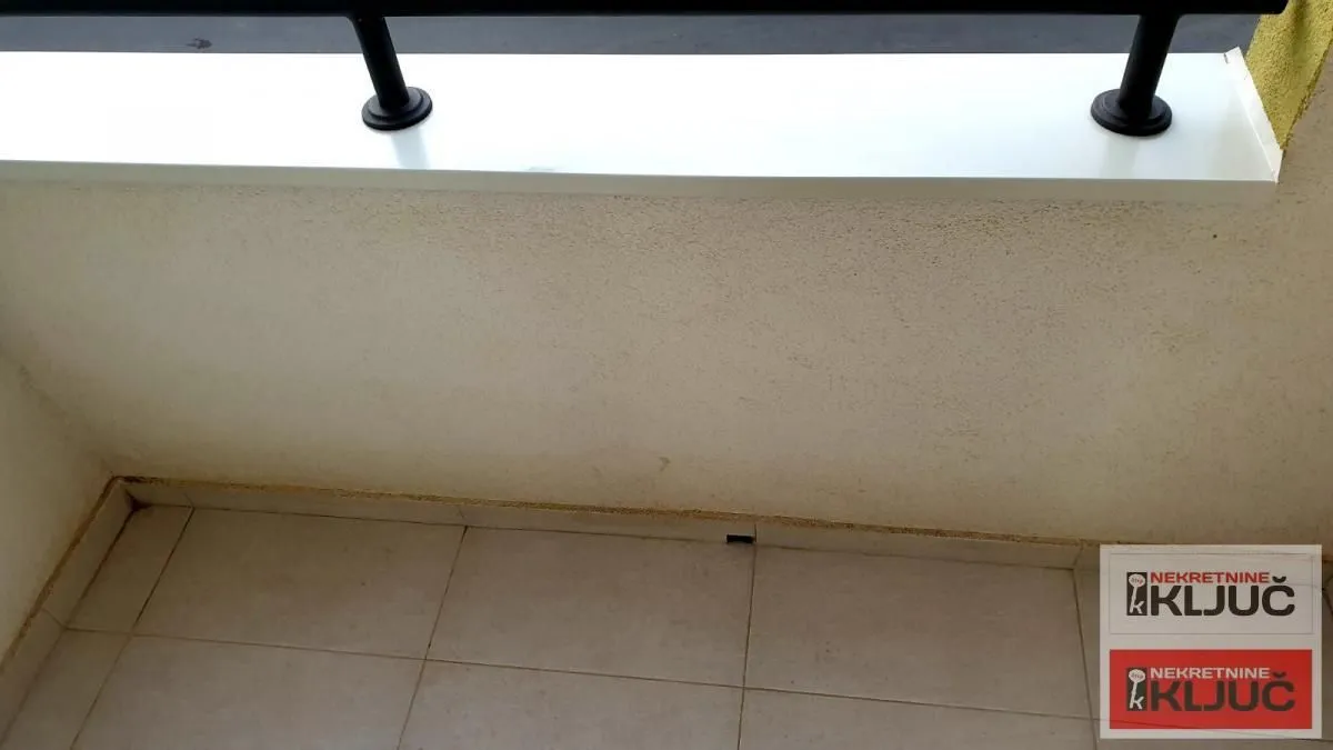 Izdavanje, garsonjera, 28m², Sajmište, Novi Sad