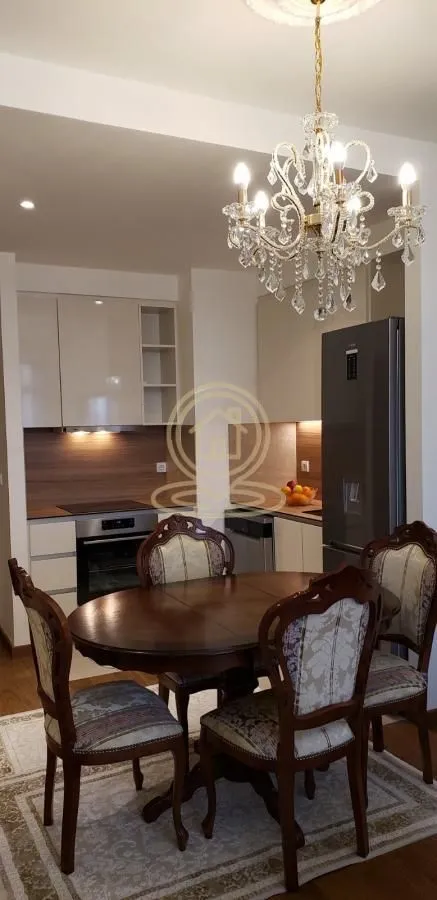 Izdavanje, dvosoban stan, 56m², Savski Venac, Beograd