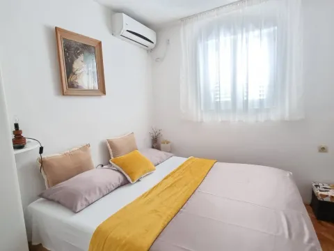 Sale, two bedroom apartment, 58m², Bečići, Budva - image 4