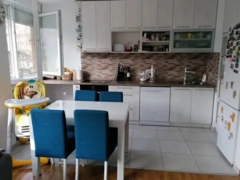 Sale, two bedroom apartment, 60m², Novi Beograd Blok 31, Novi Beograd Sve Podlokacije - image 3