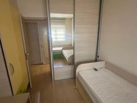 Izdavanje, dvosoban stan, 74m², City Kvart, Podgorica - image 7