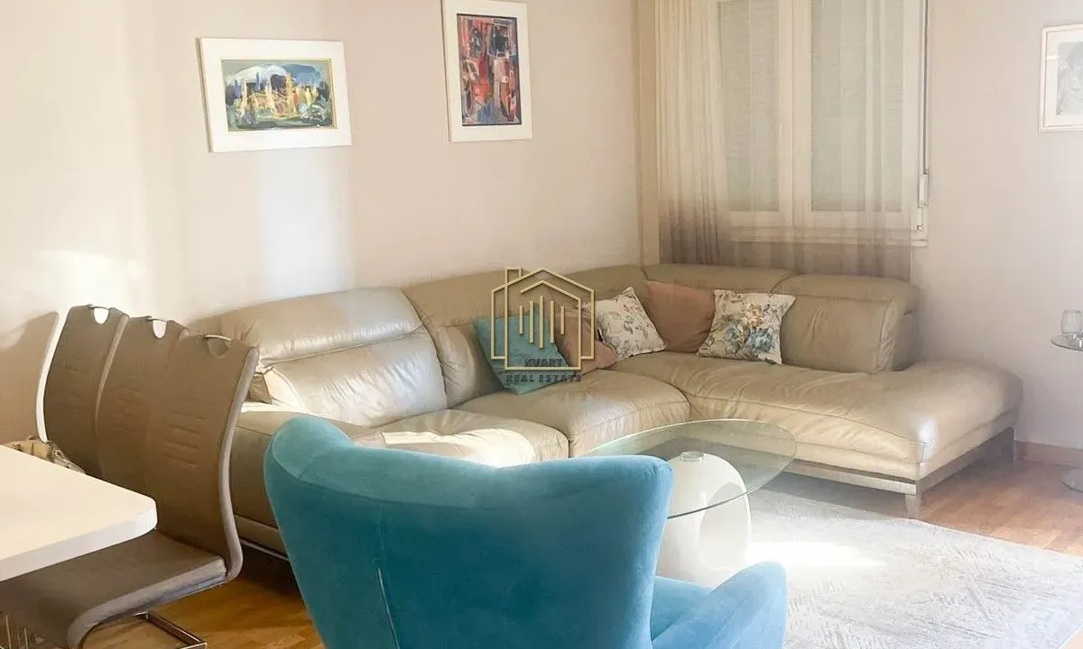 Izdavanje, dvosoban stan, 64m², City Kvart, Podgorica