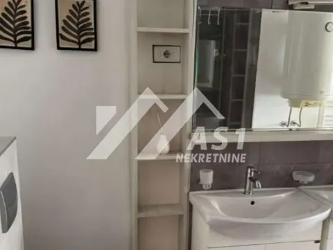 Izdavanje, četvorosoban stan, 180m², Novi Sad Sve Podlokacije, Novi Sad - image 6