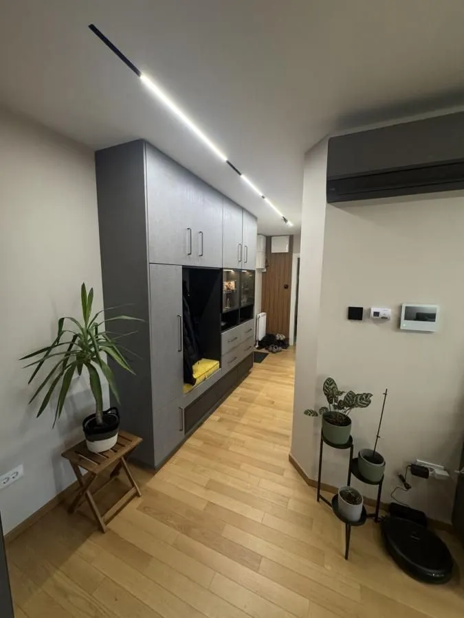 Prodaja, dvosoban stan, 69m², Adamovićevo Naselje, Novi Sad Sve Podlokacije