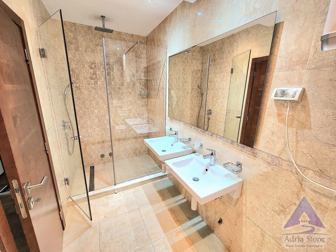 Sale, two bedroom apartment, 120m², Komoševina, Budva