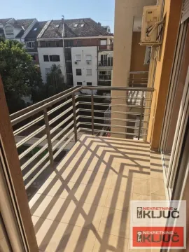 Izdavanje, dvosoban stan, 43m², Grbavica, Novi Sad Sve Podlokacije - image 12