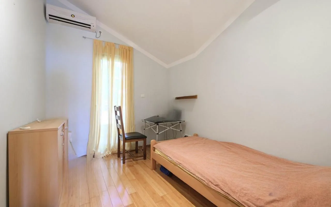 Sale, three bedroom apartment, 130m², Risan, Kotor