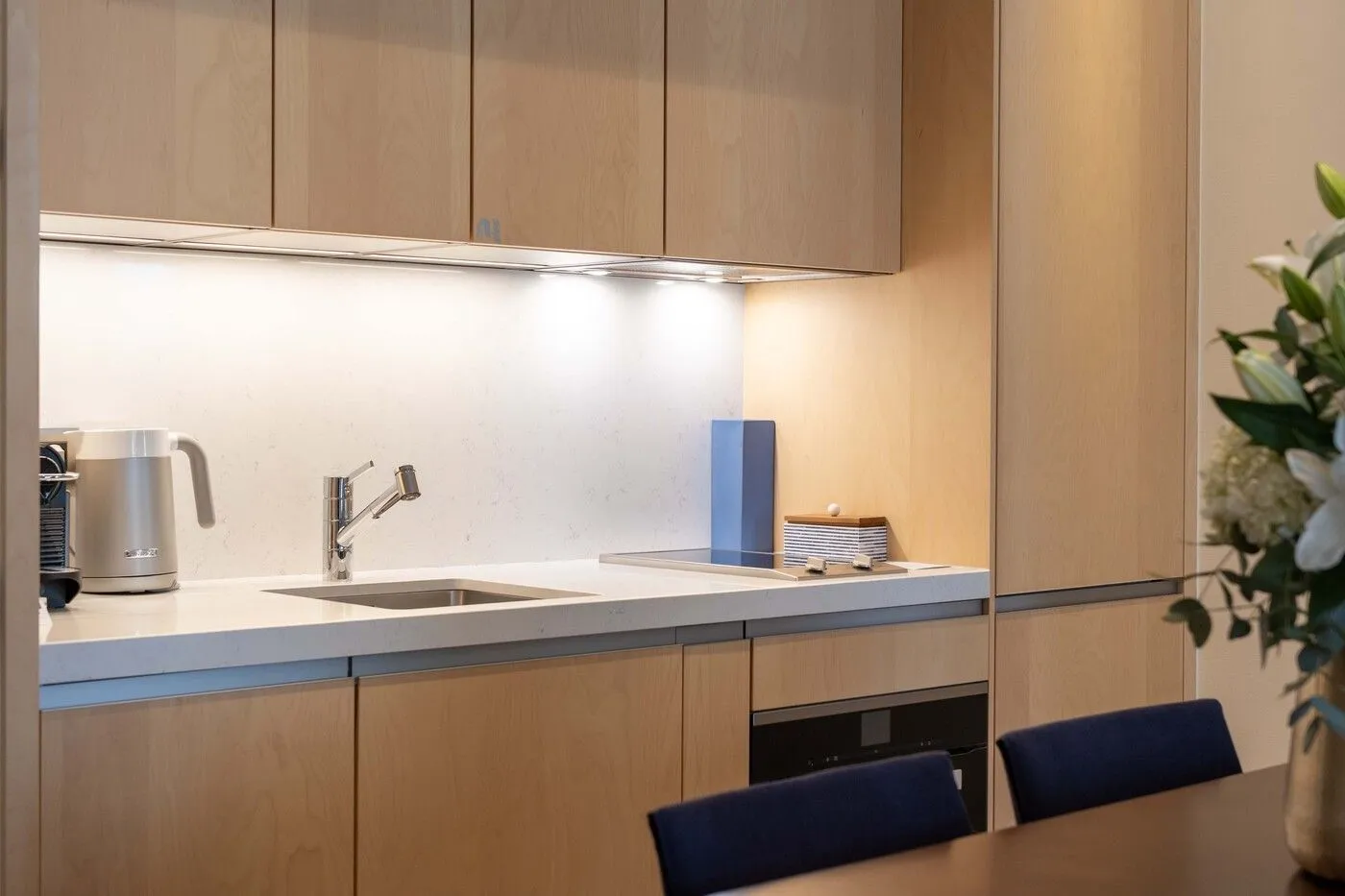 Prodaja, jednosoban stan, 81m², Tivat, Crna Gora