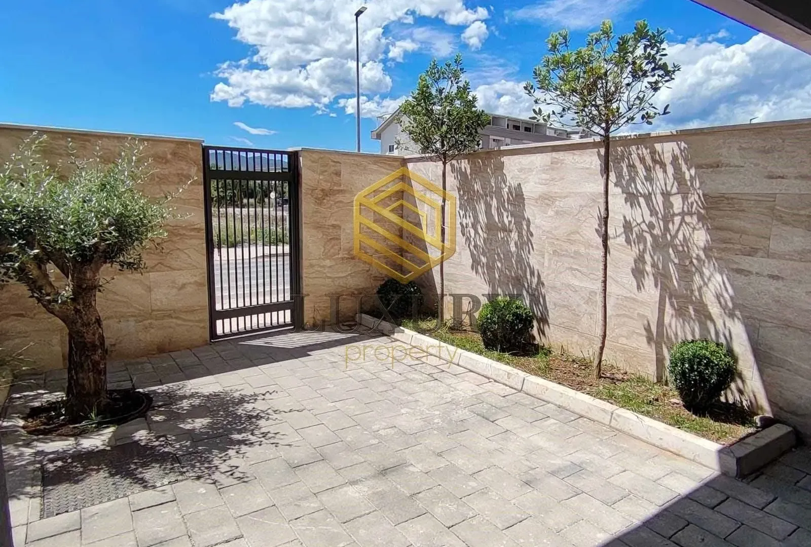 Izdavanje, dvosoban stan, 58m², Zabjelo, Podgorica