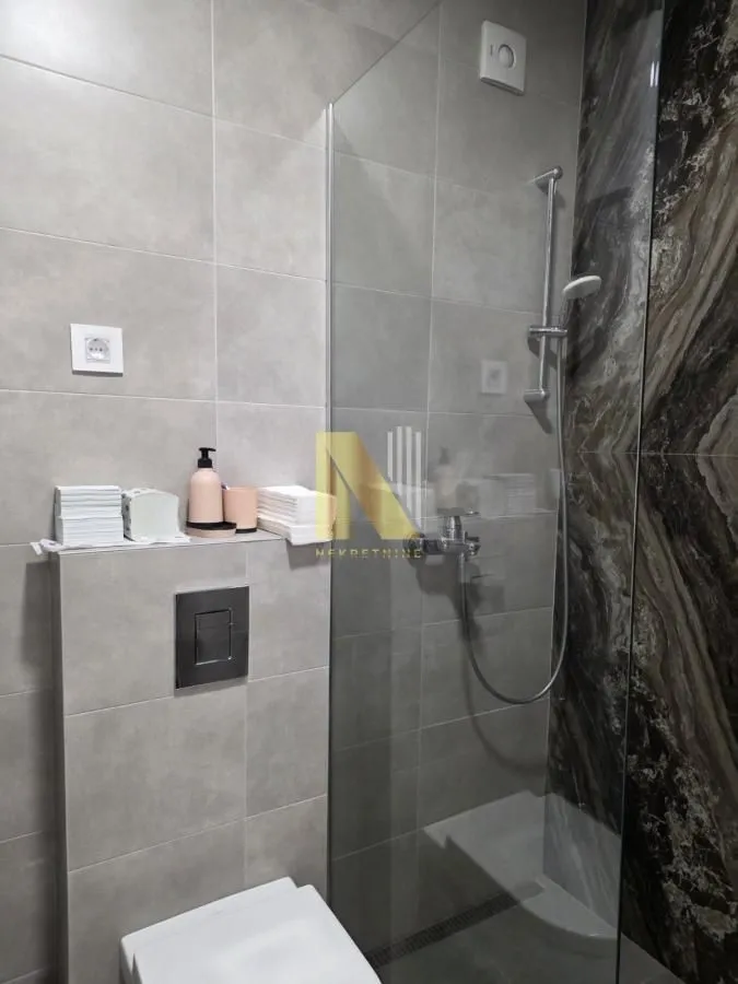 Rent, office space, 80m², Centar, Novi Sad