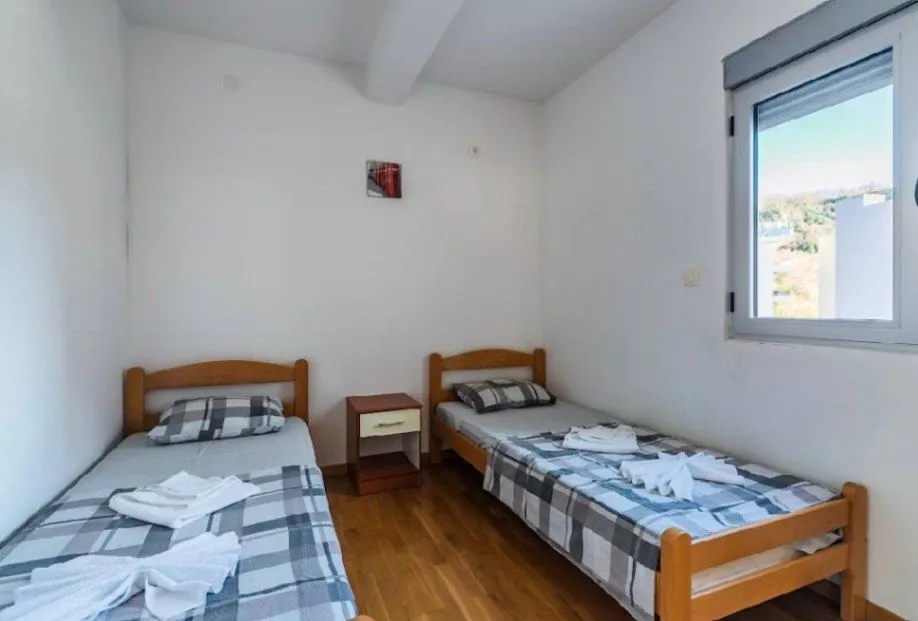 Rent, apartment, 93m², Rafailovići, Budva