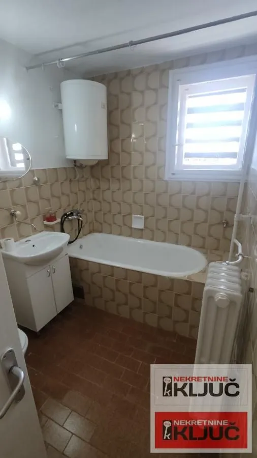 Prodaja, trosoban stan, 64m², Liman 1, Novi Sad Sve Podlokacije