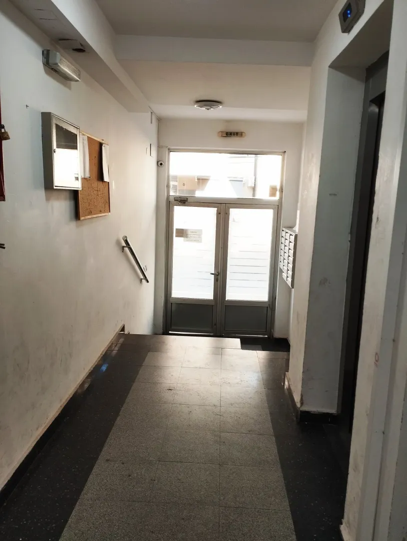 Prodaja, trosoban stan, 65m², Crveni Krst, Beograd