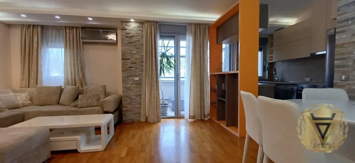 Izdavanje, trosoban stan, 68m², Čukarica, Beograd