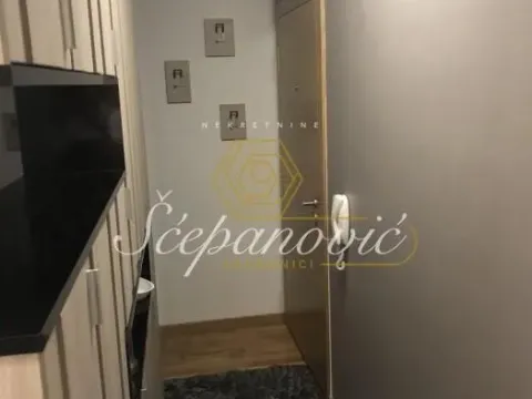 Izdavanje, dvosoban stan, 54m², Centar, Novi Sad - image 5