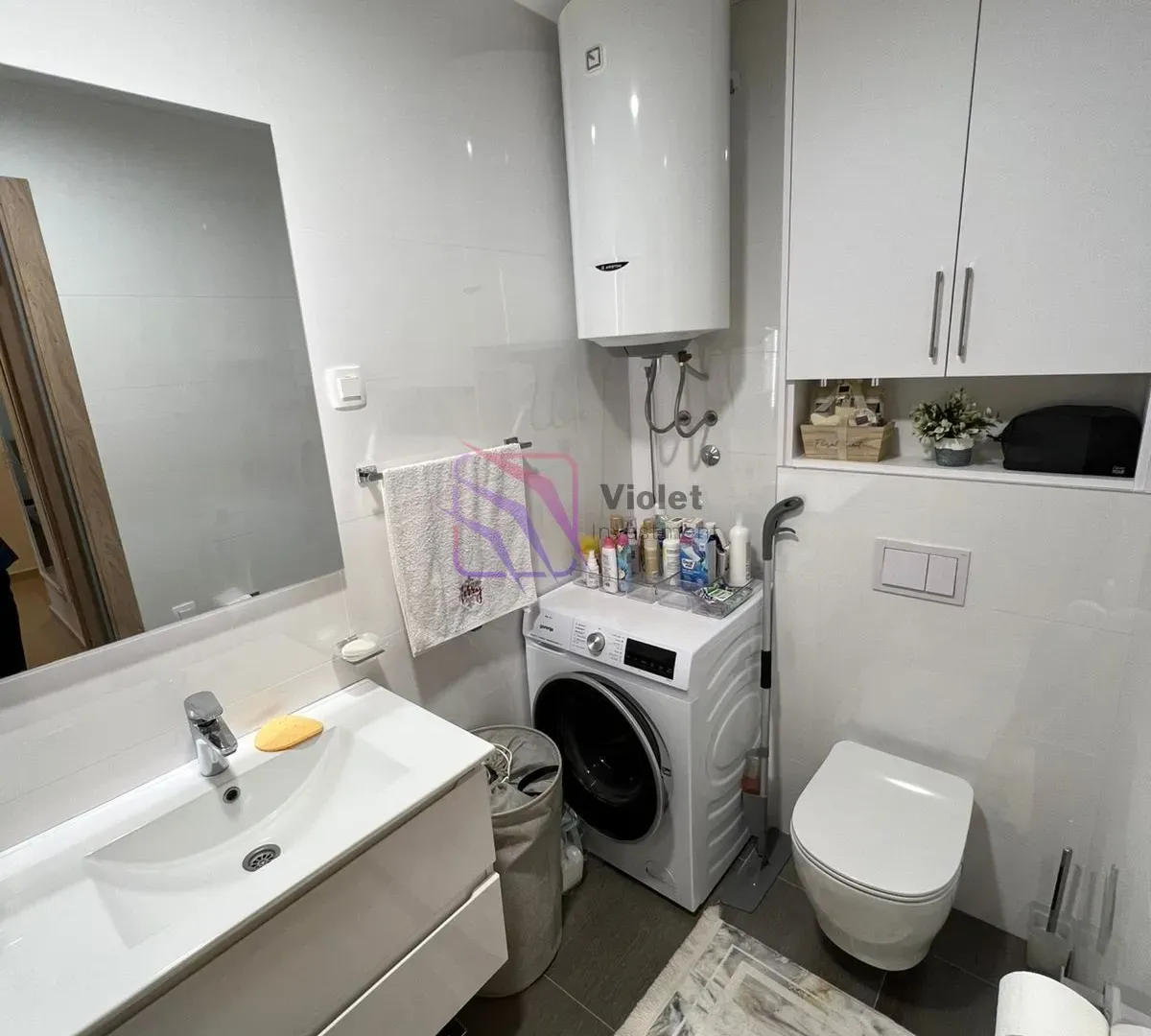 Izdavanje, dvosoban stan, 69m², Master Kvart, Podgorica