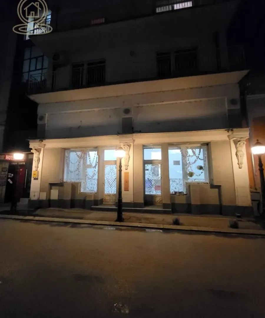 Rent, office space, 100m², Medijana, Niš